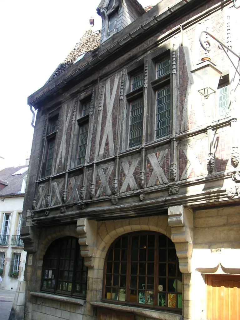 Bergerac sat here dijon